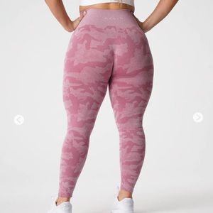 NVGTN - Camo Pink Leggings